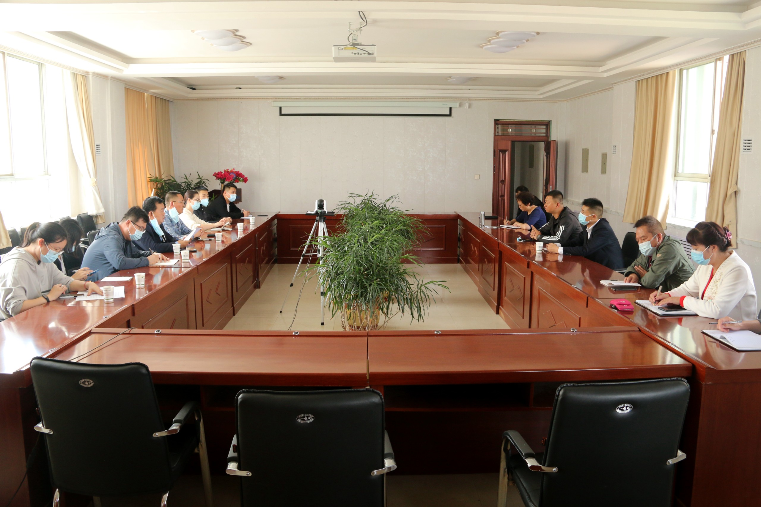 1662037880959638.jpg 1662037880959638.jpg