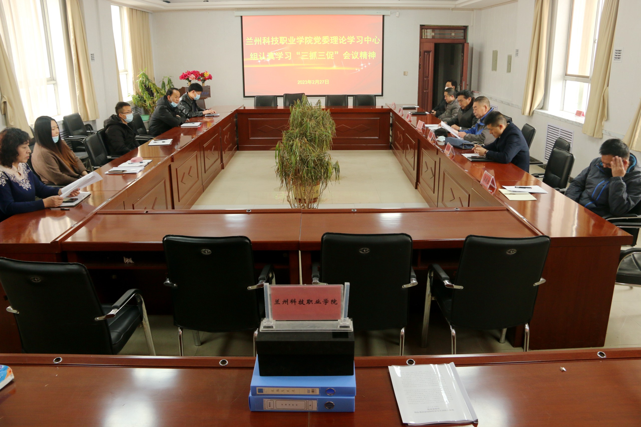 1677488250340509.jpg 1677488250340509.jpg