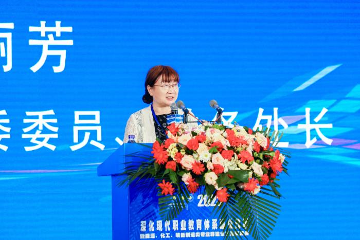 13723485.jpg 13723485.jpg