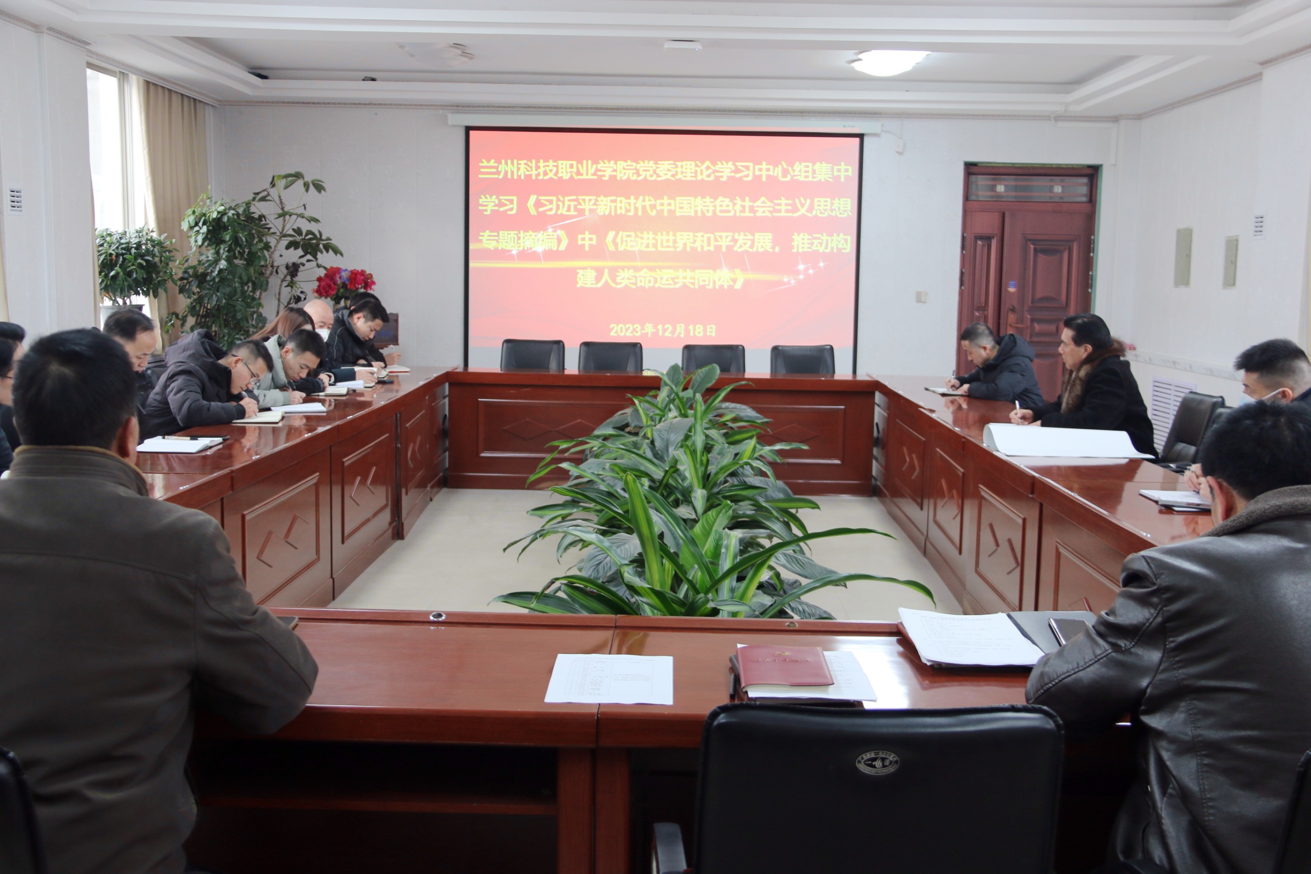 1702949564322634.jpg 1702949564322634.jpg