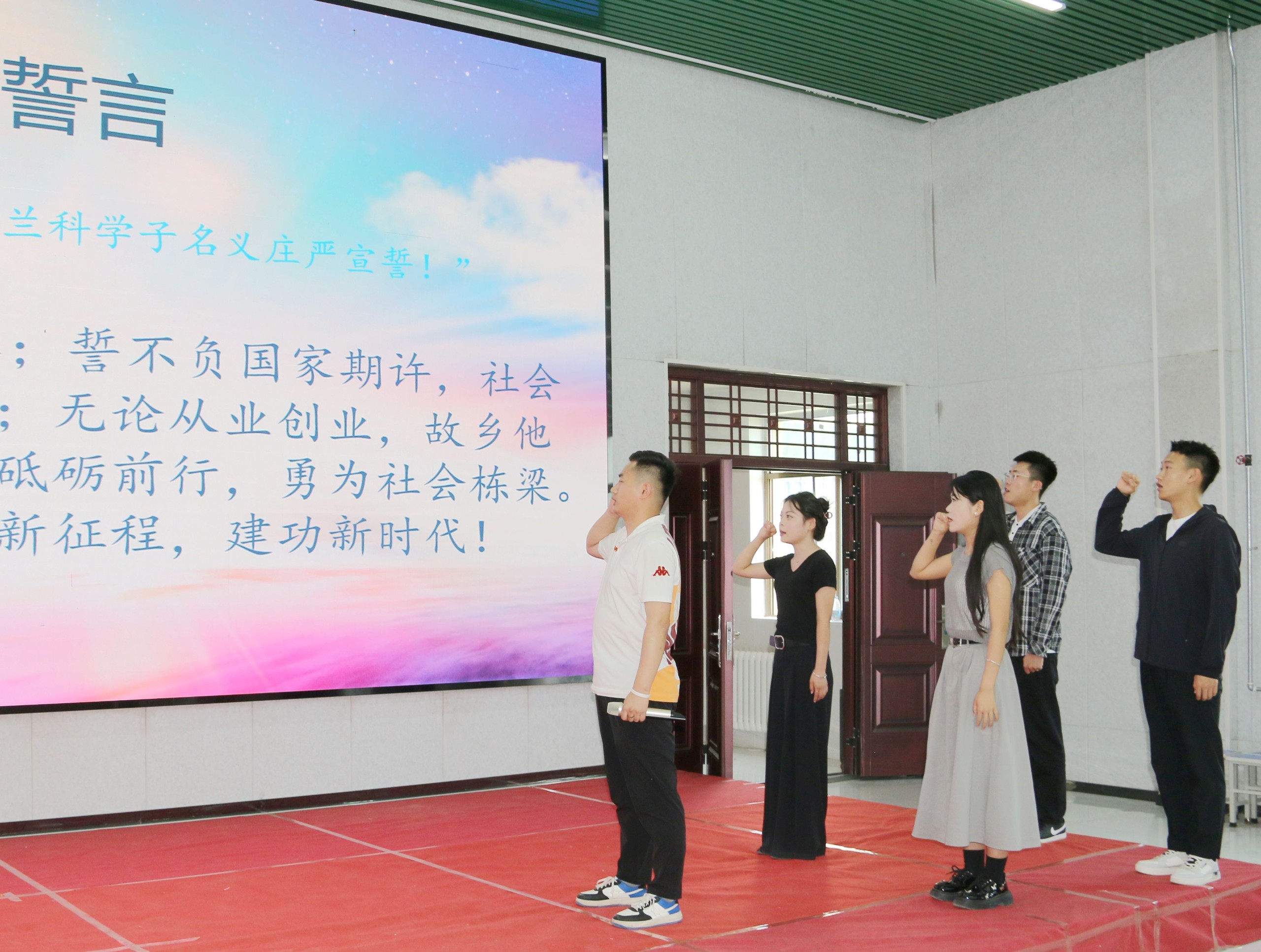 1719825276429104.jpg 1719825276429104.jpg