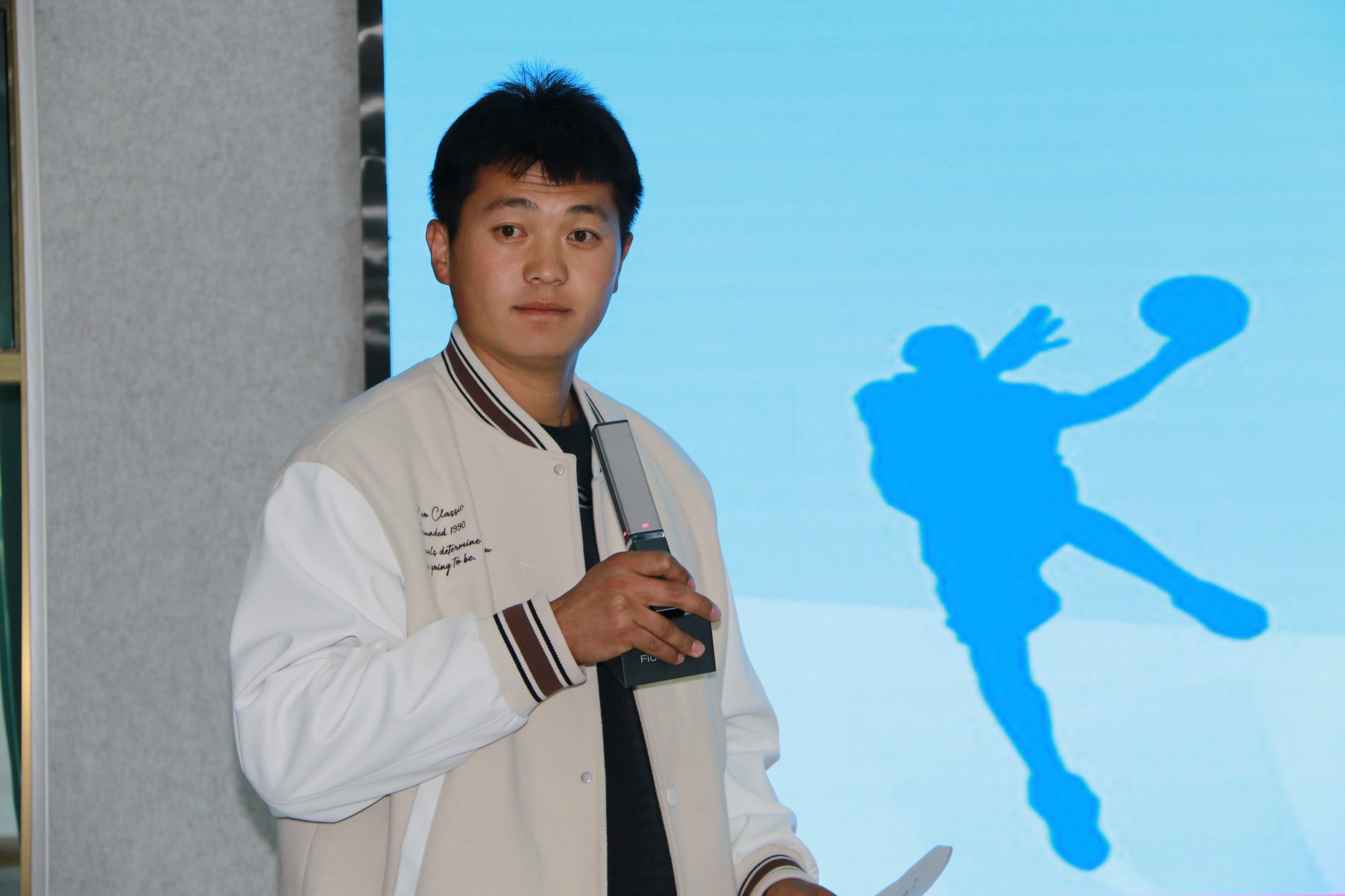 1731059671711166.jpg retouch_2024110817055486.jpg